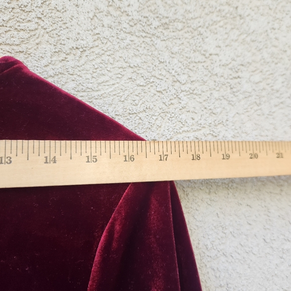 HALOGEN Women’s Dress Extra Small Burgundy Velvet Holiday Whimsigoth - Picture 9 of 11